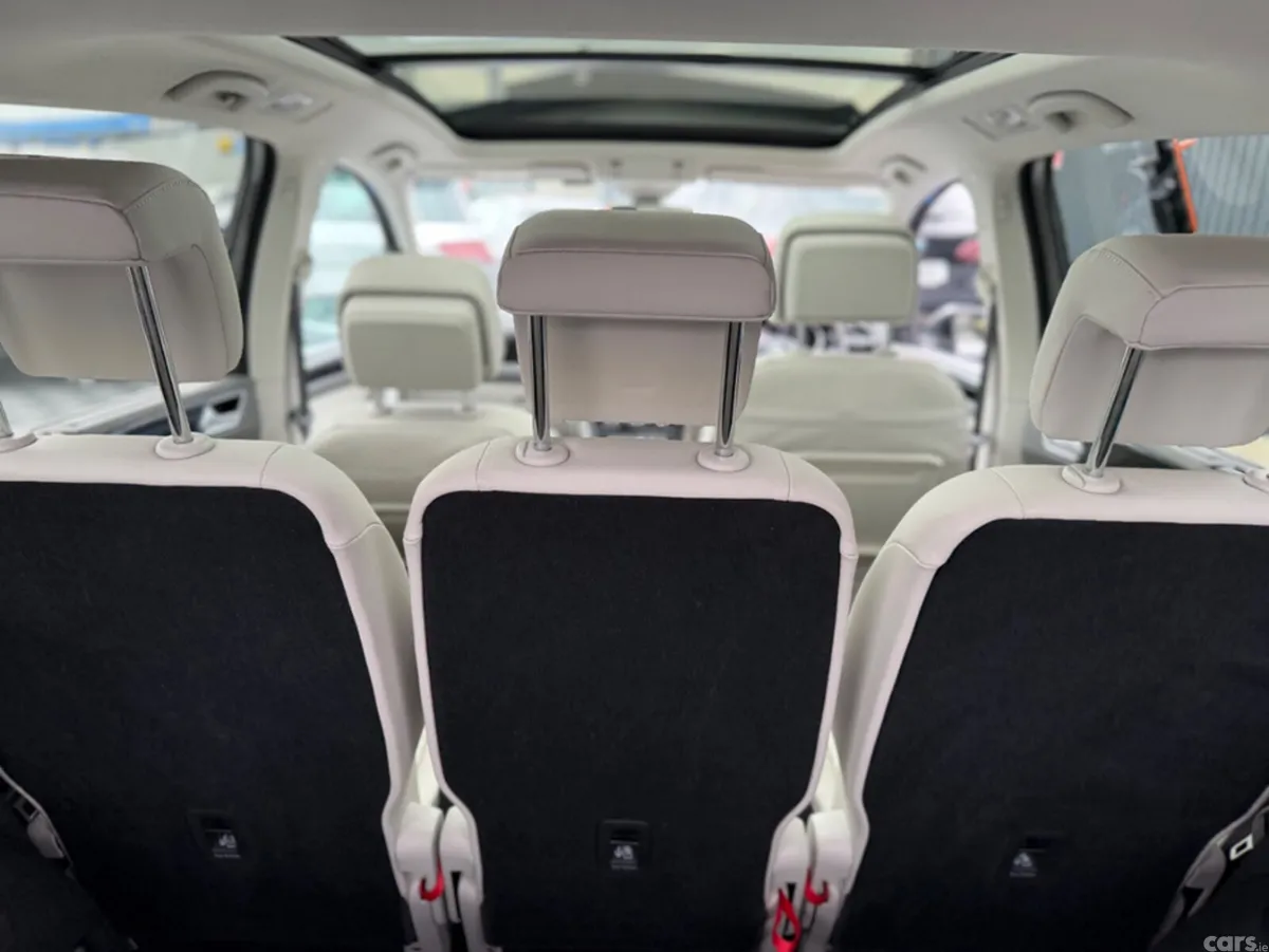 Volkswagen Touran MPV, Diesel, 2018, Grey