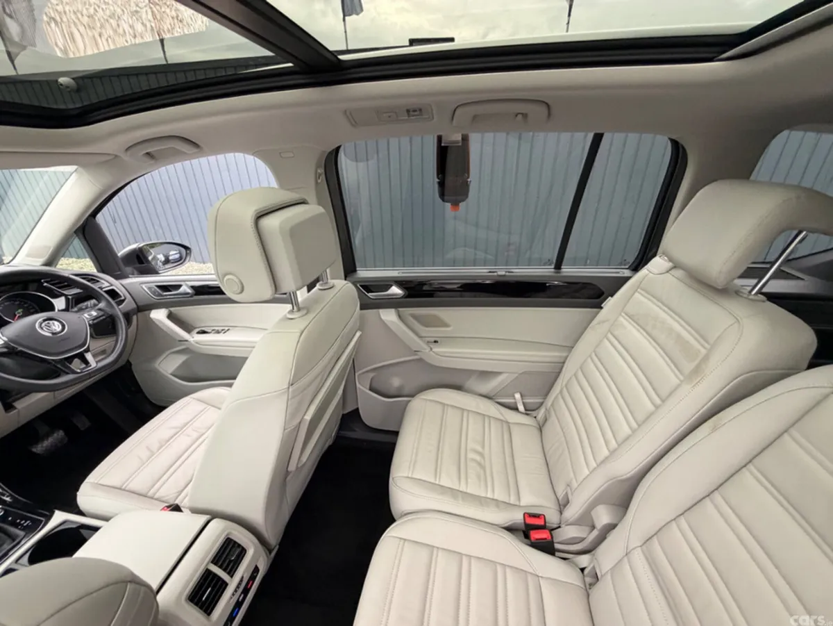 Volkswagen Touran MPV, Diesel, 2018, Grey