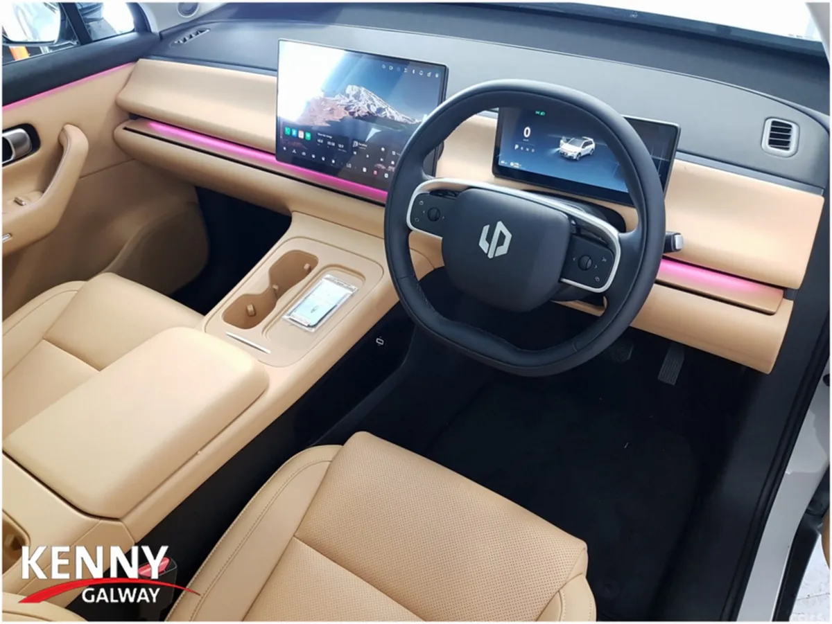 Leapmotor C10 Hatchback, Electric, 2026, Grey