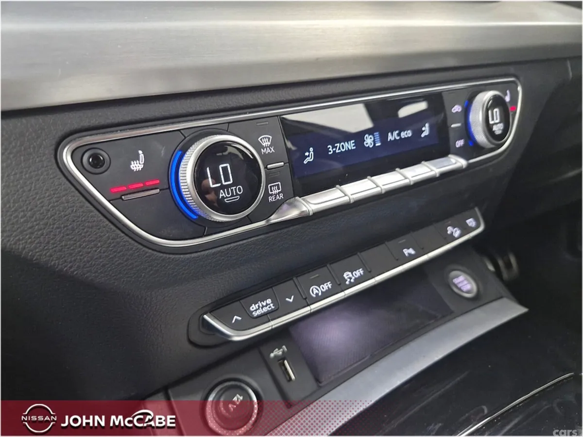 Audi Q5 SUV, Diesel, 2023, Blue
