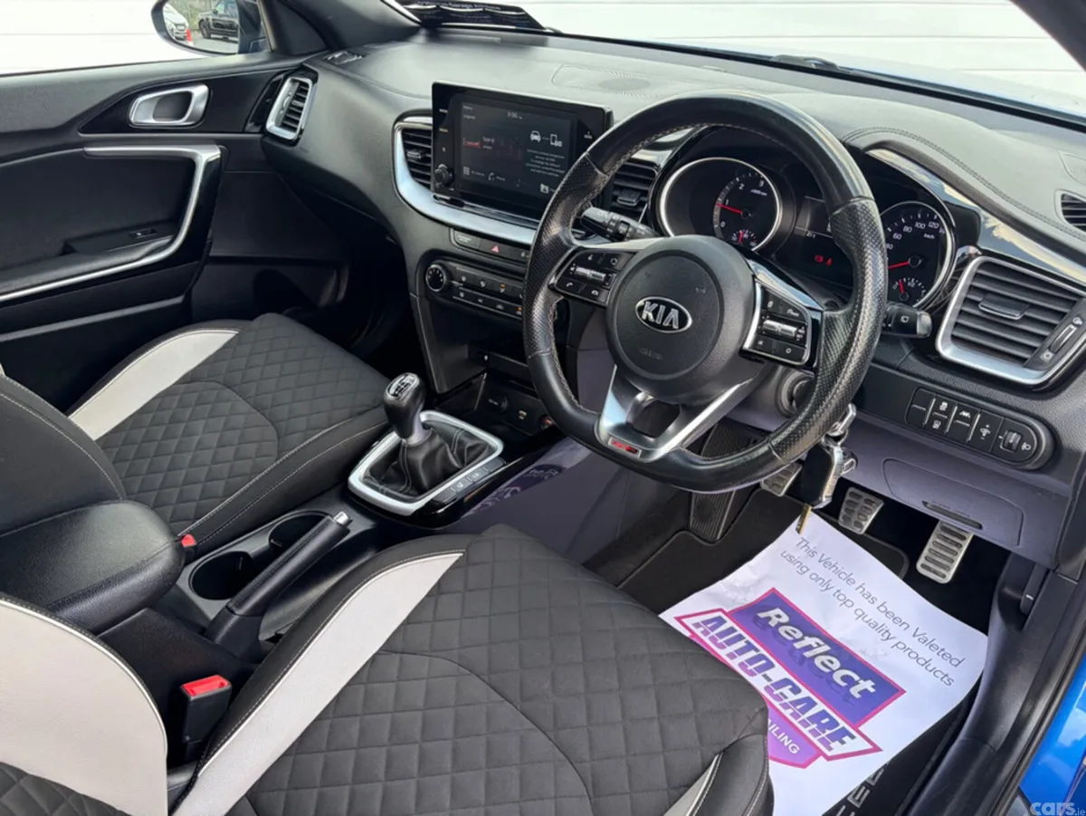 Kia Ceed Hatchback, Diesel, 2020, Blue