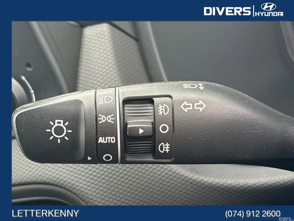 Hyundai KONA MPV, Petrol, 2023, Red