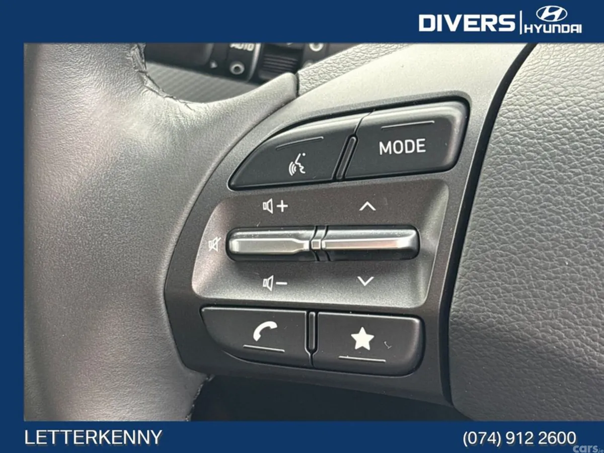 Hyundai KONA MPV, Petrol, 2023, Red
