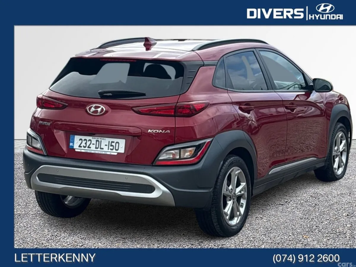 Hyundai KONA MPV, Petrol, 2023, Red