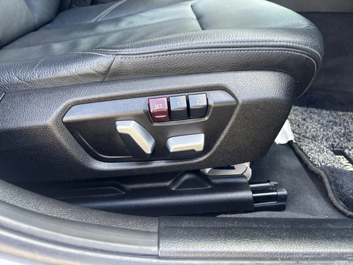 BMW 3-Series Saloon, Petrol Hybrid, 2018, White