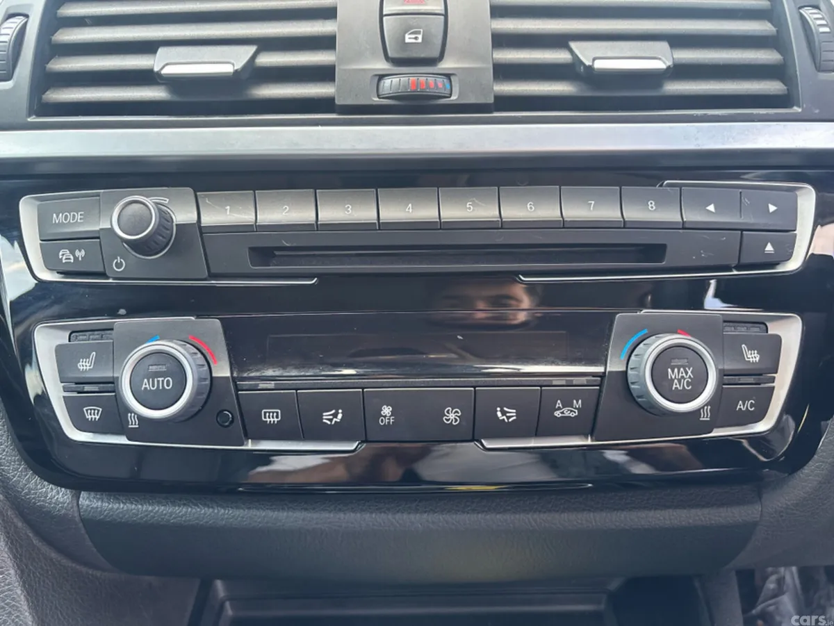 BMW 3-Series Saloon, Petrol Hybrid, 2018, White