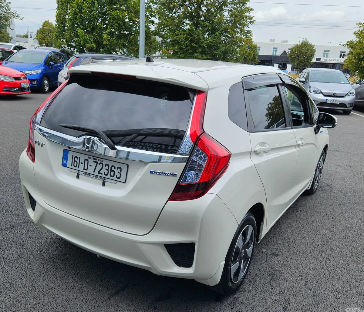 Honda Fit Hatchback, Petrol Hybrid, 2016, White