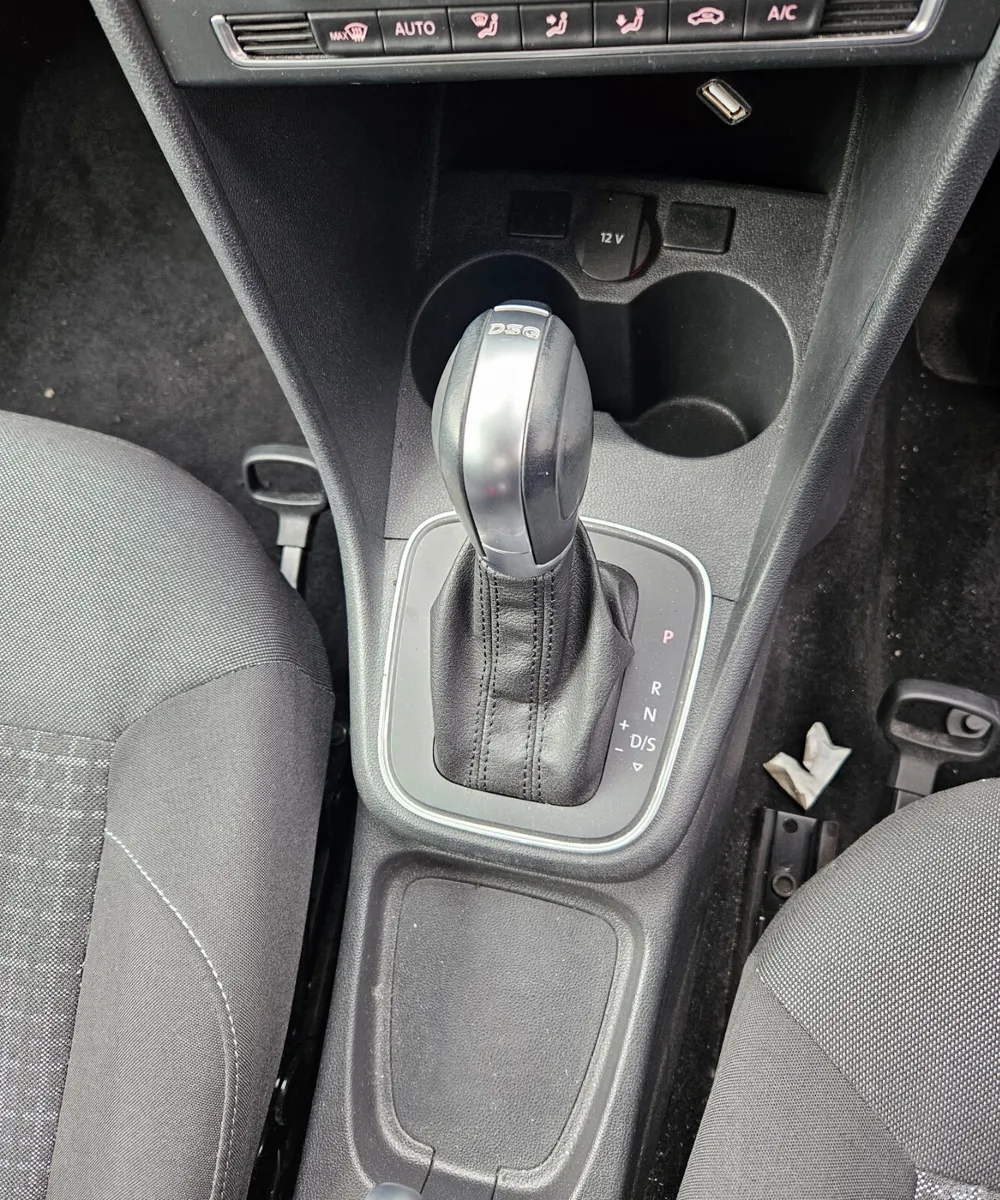 Volkswagen Polo Hatchback, Petrol, 2017, Red