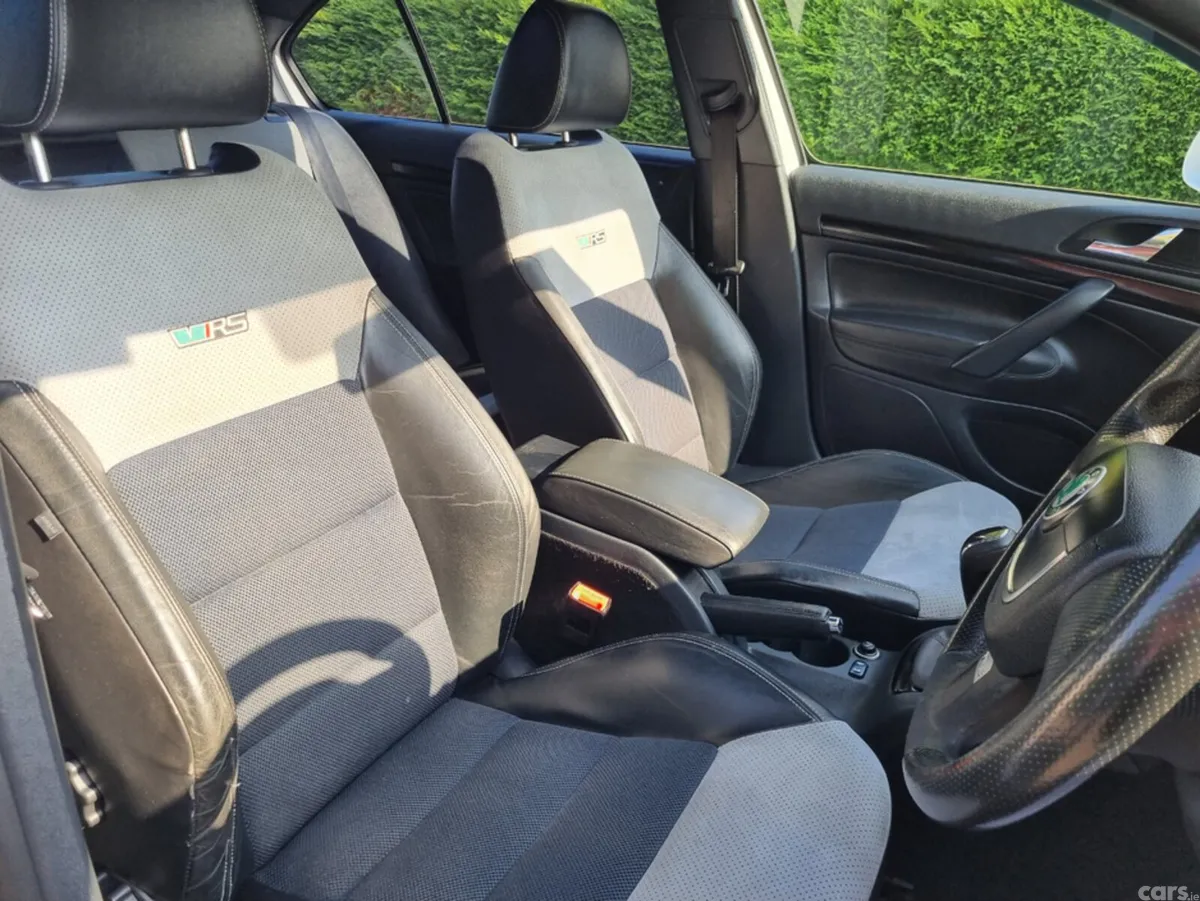 Skoda Octavia Hatchback, Diesel, 2012, White