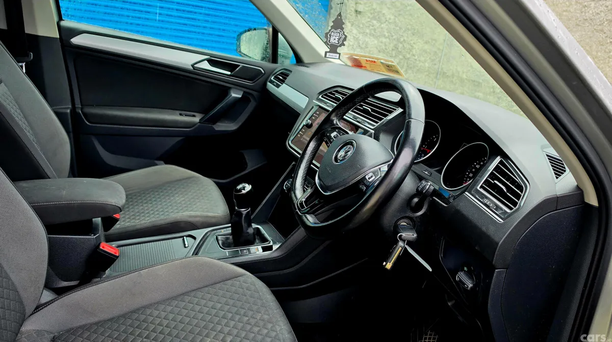 Volkswagen Tiguan SUV, Diesel, 2019, Grey