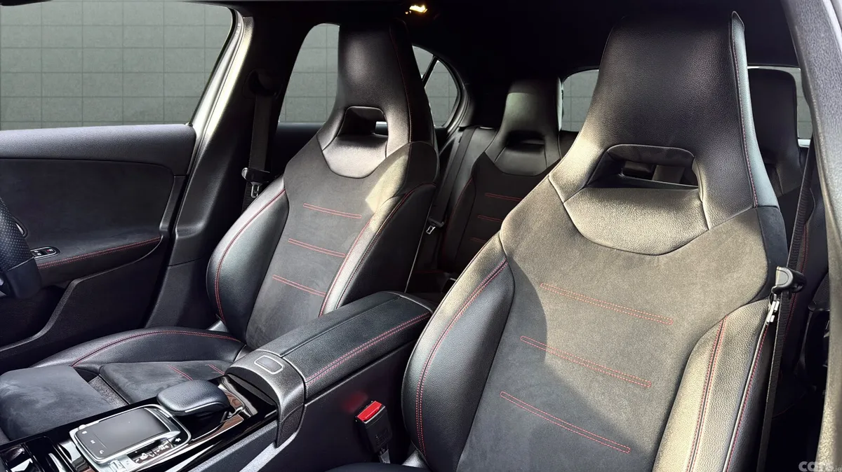 Mercedes-Benz A-Class Hatchback, Diesel, 2021, White