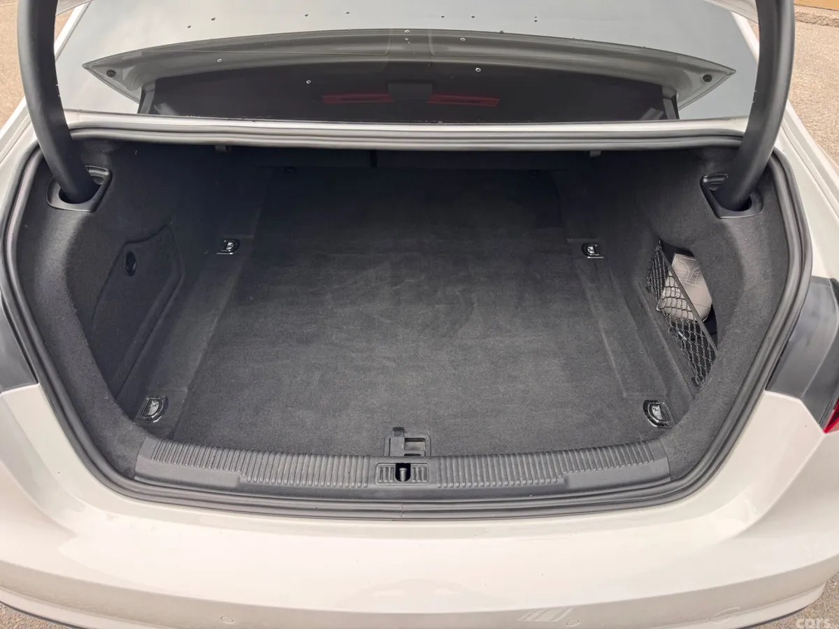Audi A6 Saloon, Diesel, 2016, White