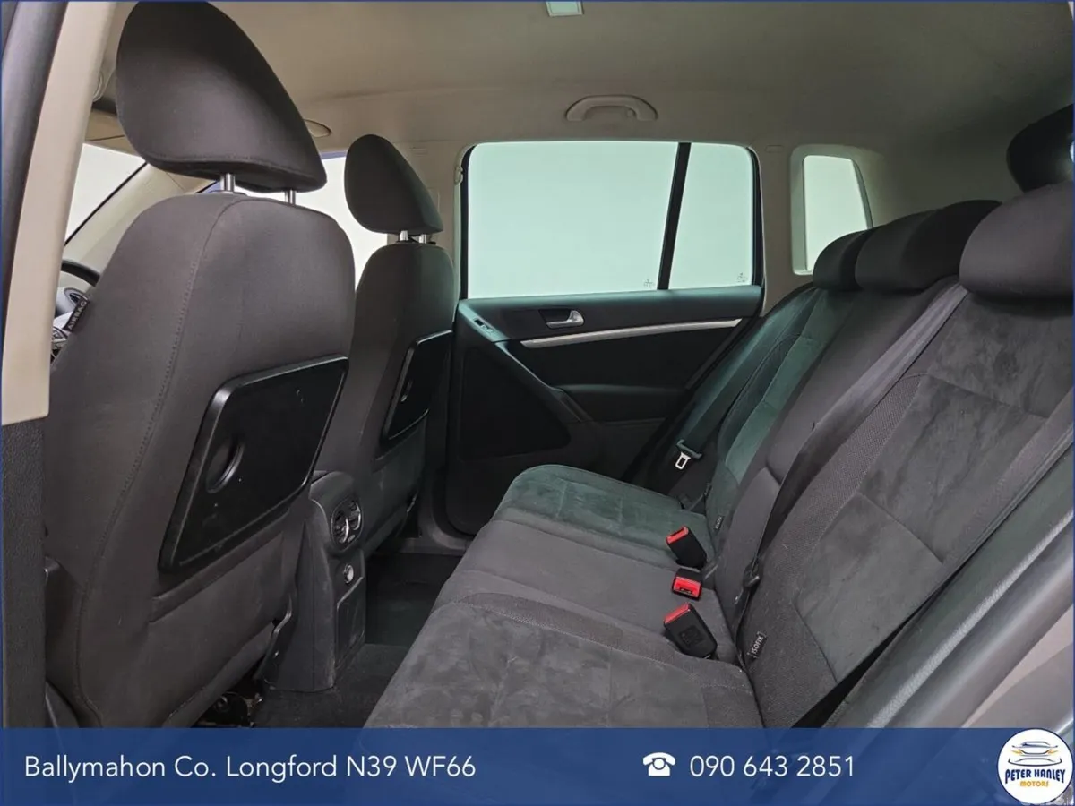 Volkswagen Tiguan SUV, Diesel, 2013, Grey