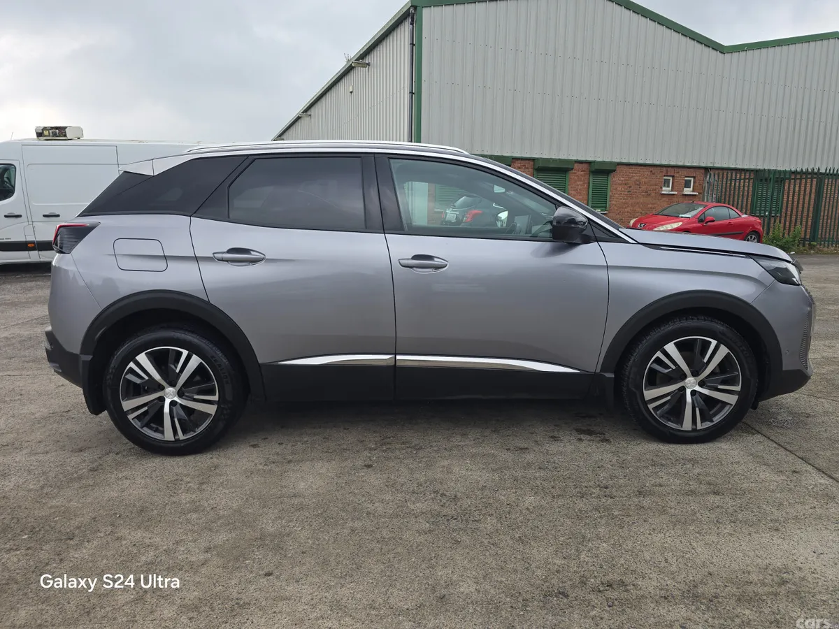 Peugeot 3008 MPV, Diesel, 2024, Grey
