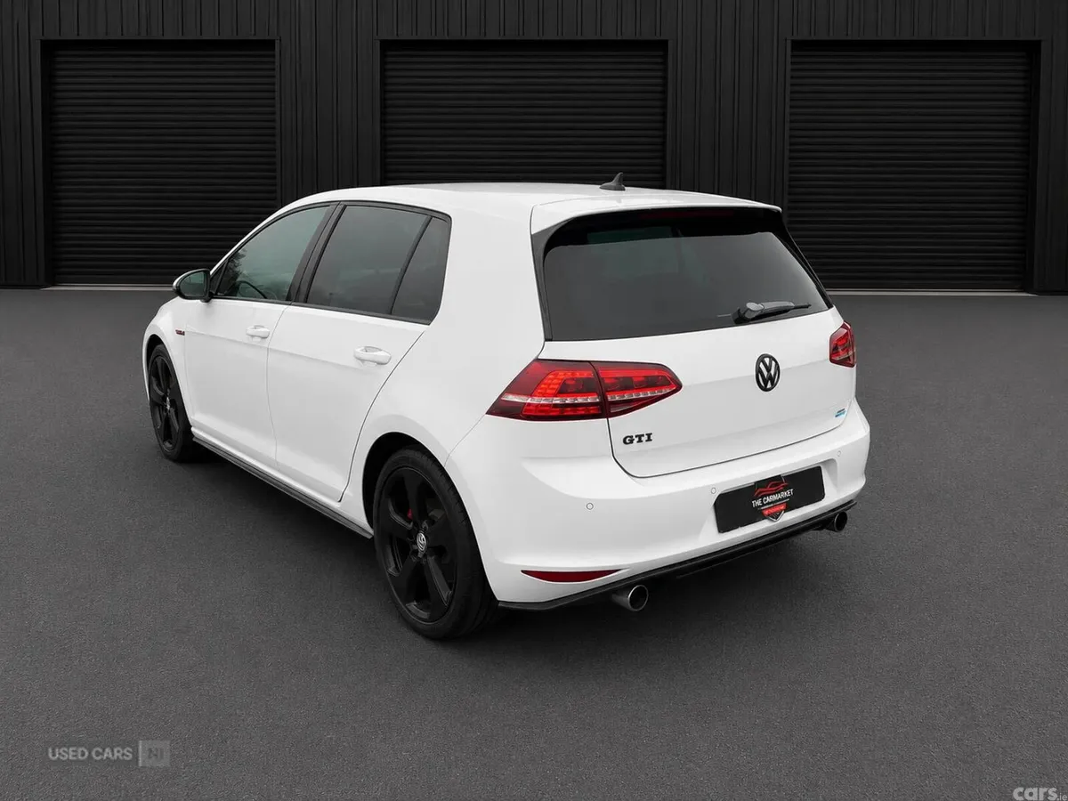 Volkswagen Golf , Petrol, 2014, White