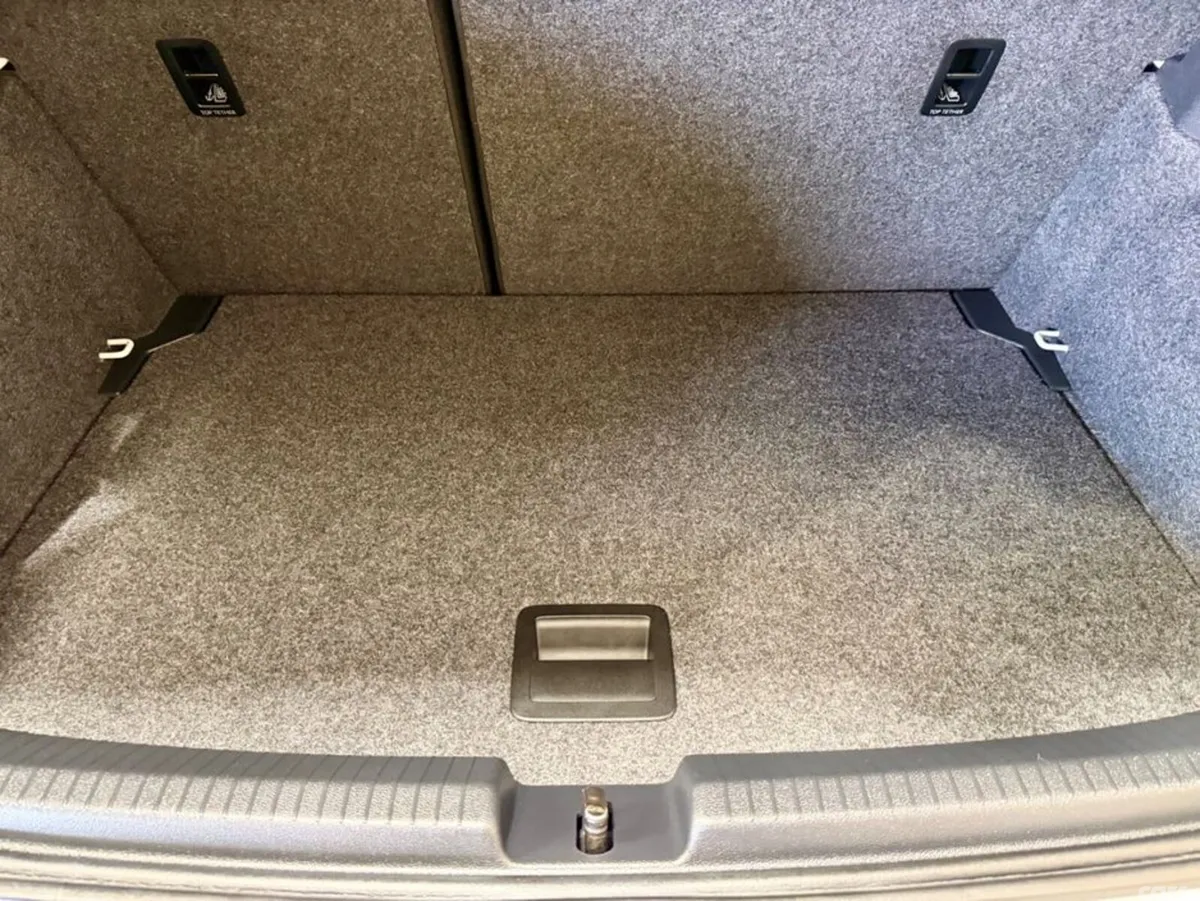 Volkswagen Polo Hatchback, Petrol, 2019, White