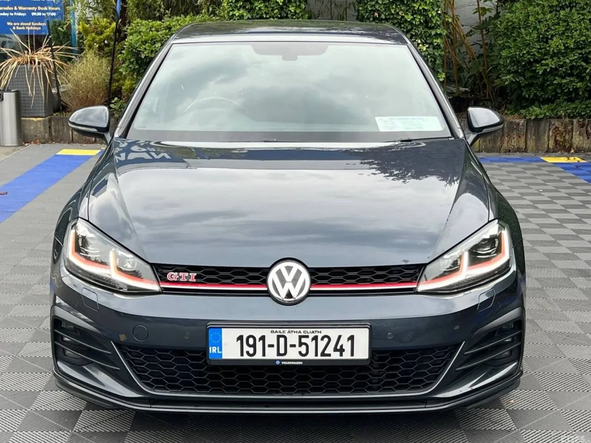 Volkswagen Golf Hatchback, Petrol, 2019, Grey