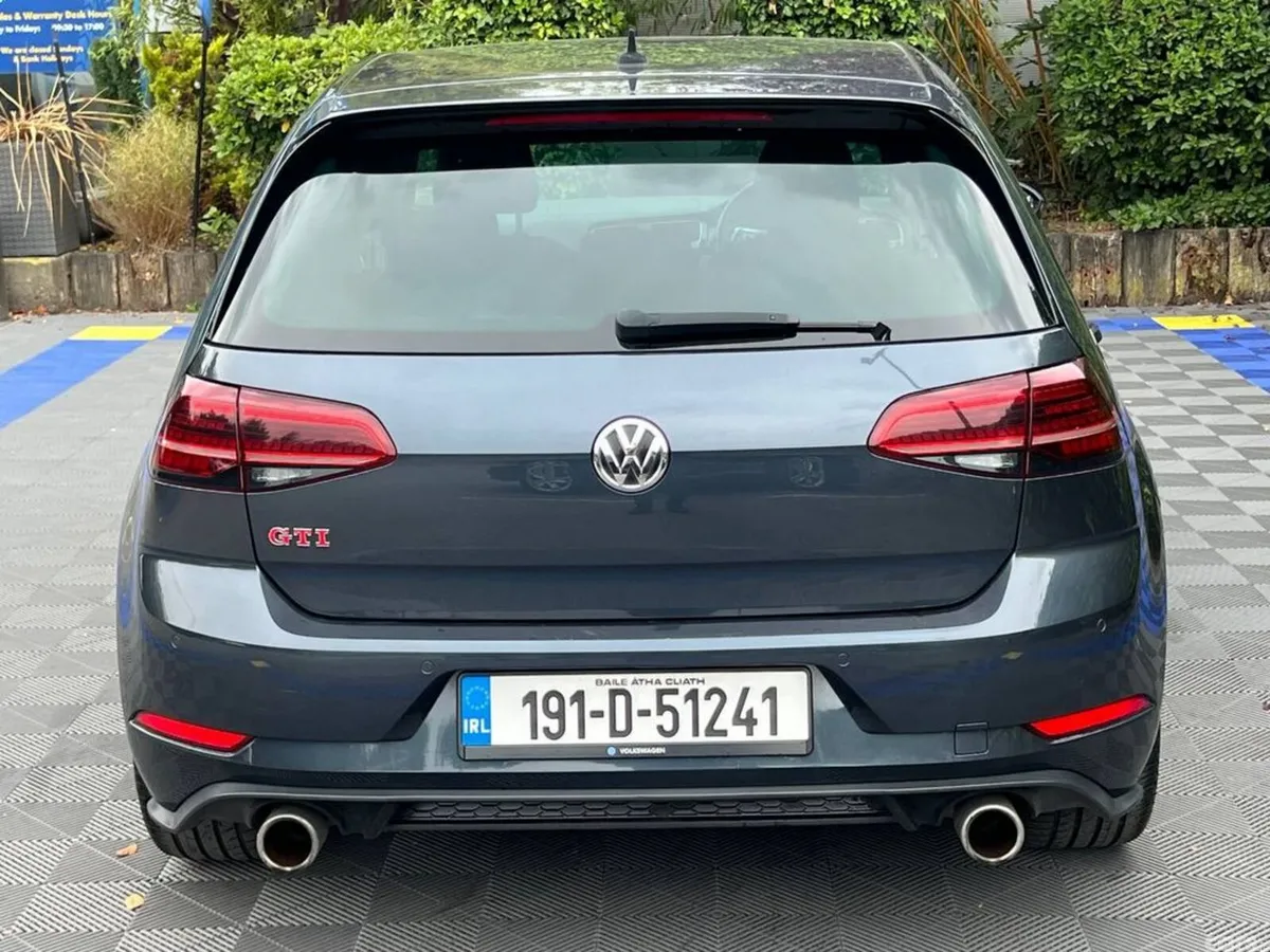 Volkswagen Golf Hatchback, Petrol, 2019, Grey