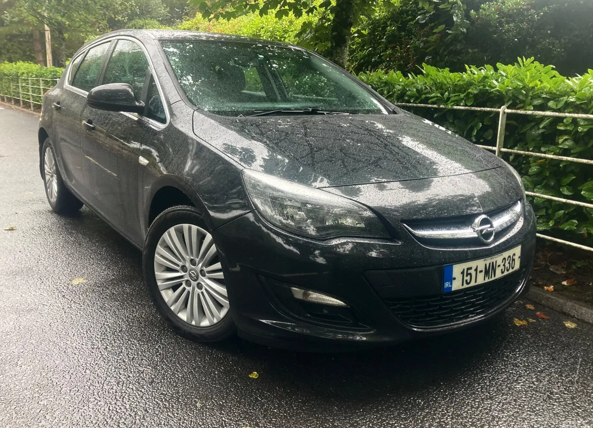 Opel Astra Hatchback, Diesel, 2015, Black