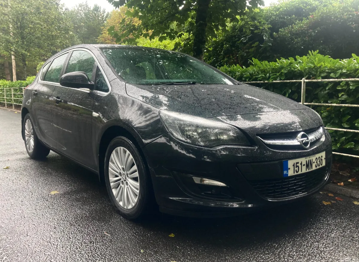 Opel Astra Hatchback, Diesel, 2015, Black