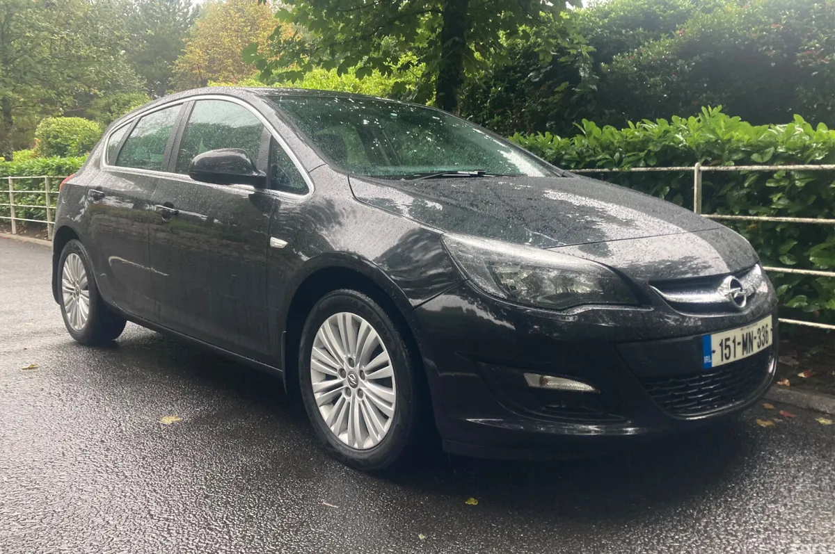 Opel Astra Hatchback, Diesel, 2015, Black