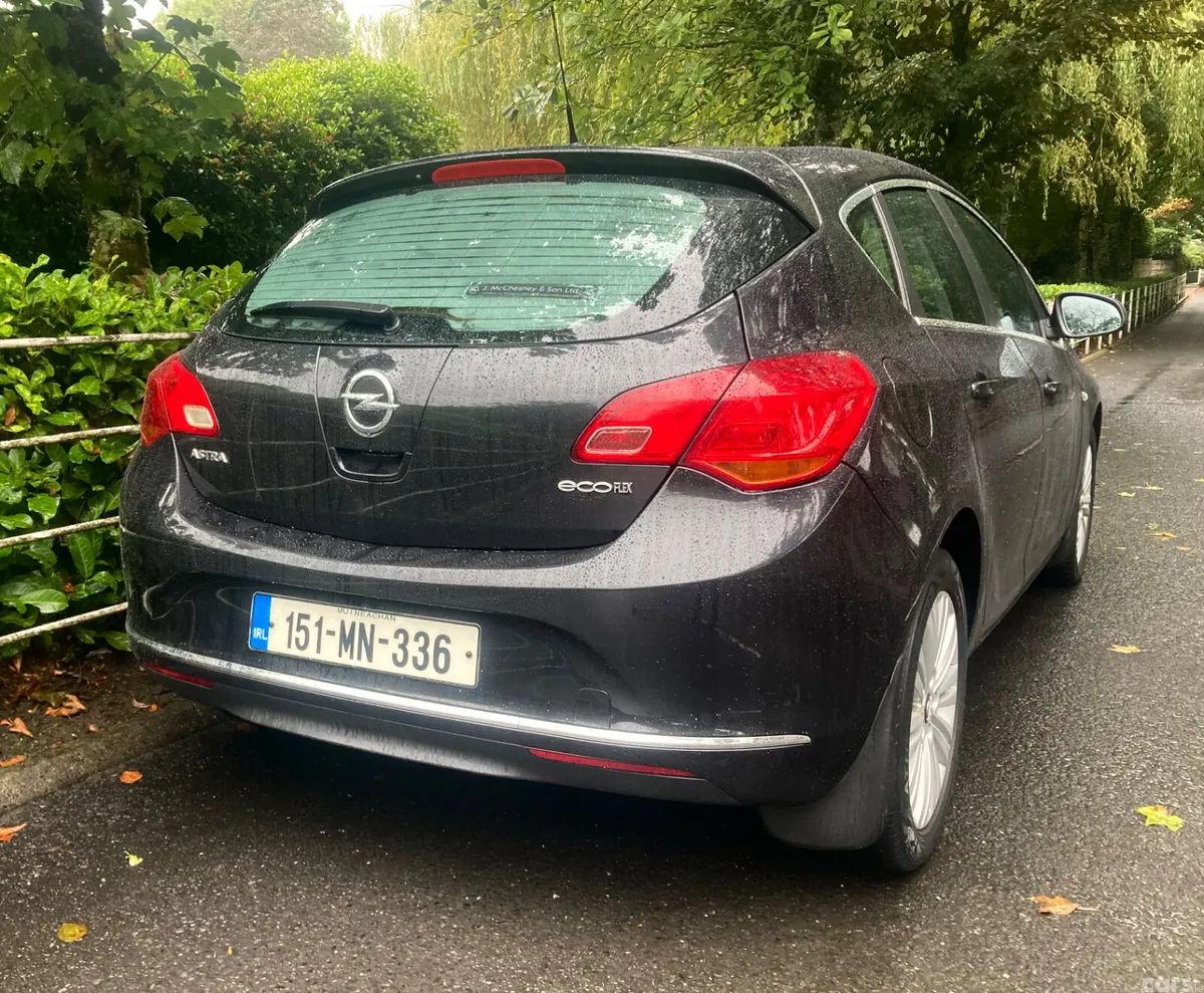 Opel Astra Hatchback, Diesel, 2015, Black