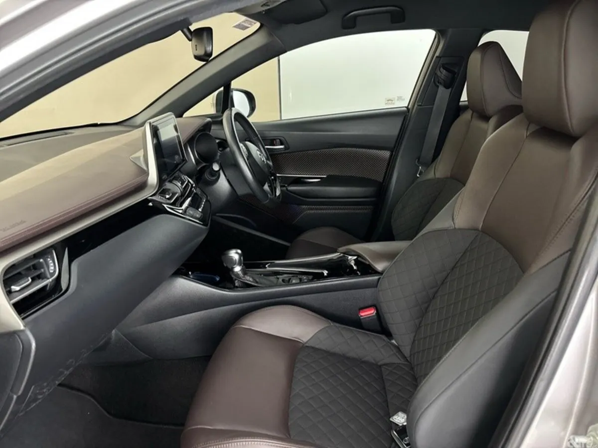 Toyota C-HR SUV, Petrol Hybrid, 2018, Grey