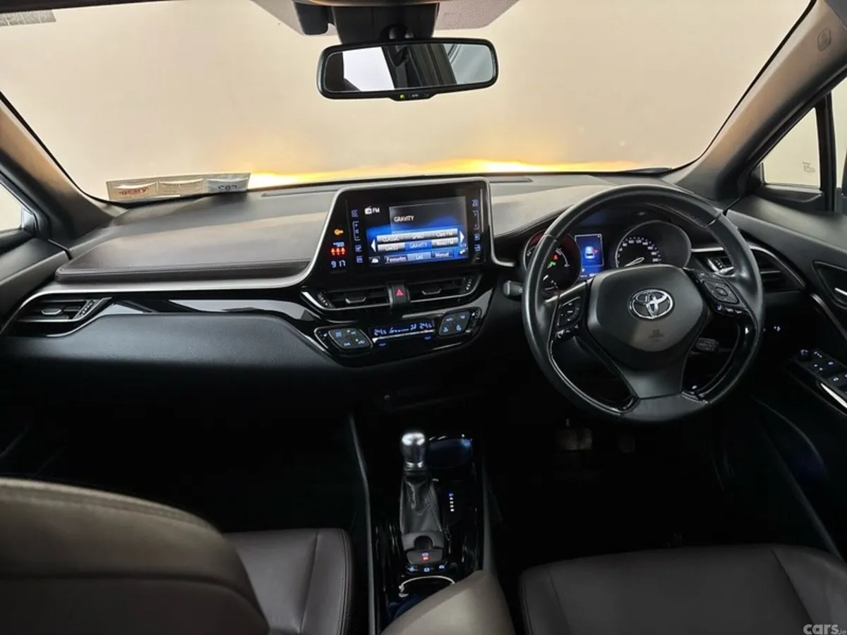 Toyota C-HR SUV, Petrol Hybrid, 2018, Grey