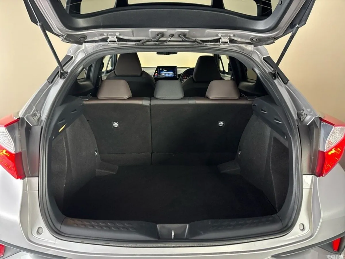 Toyota C-HR SUV, Petrol Hybrid, 2018, Grey
