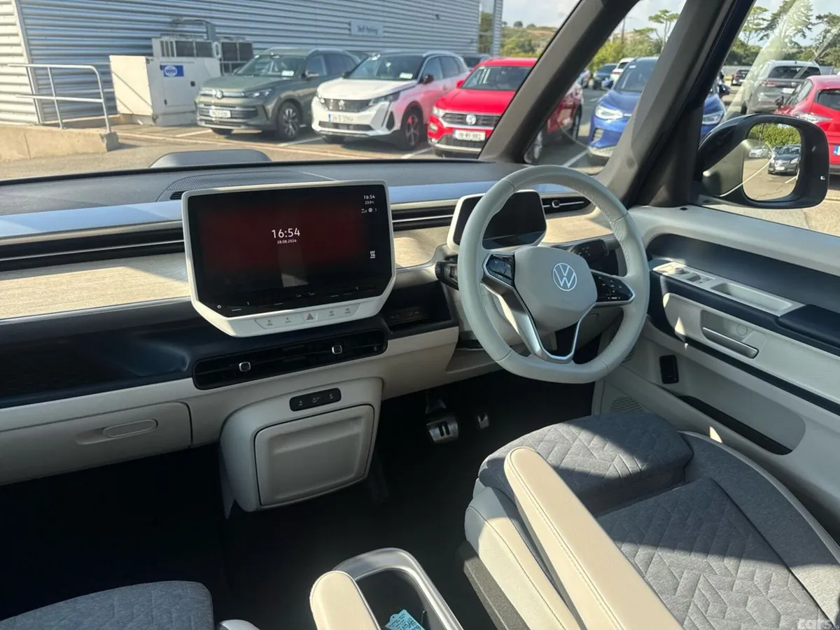 Volkswagen ID.Buzz MPV, Electric, 2022, Blue