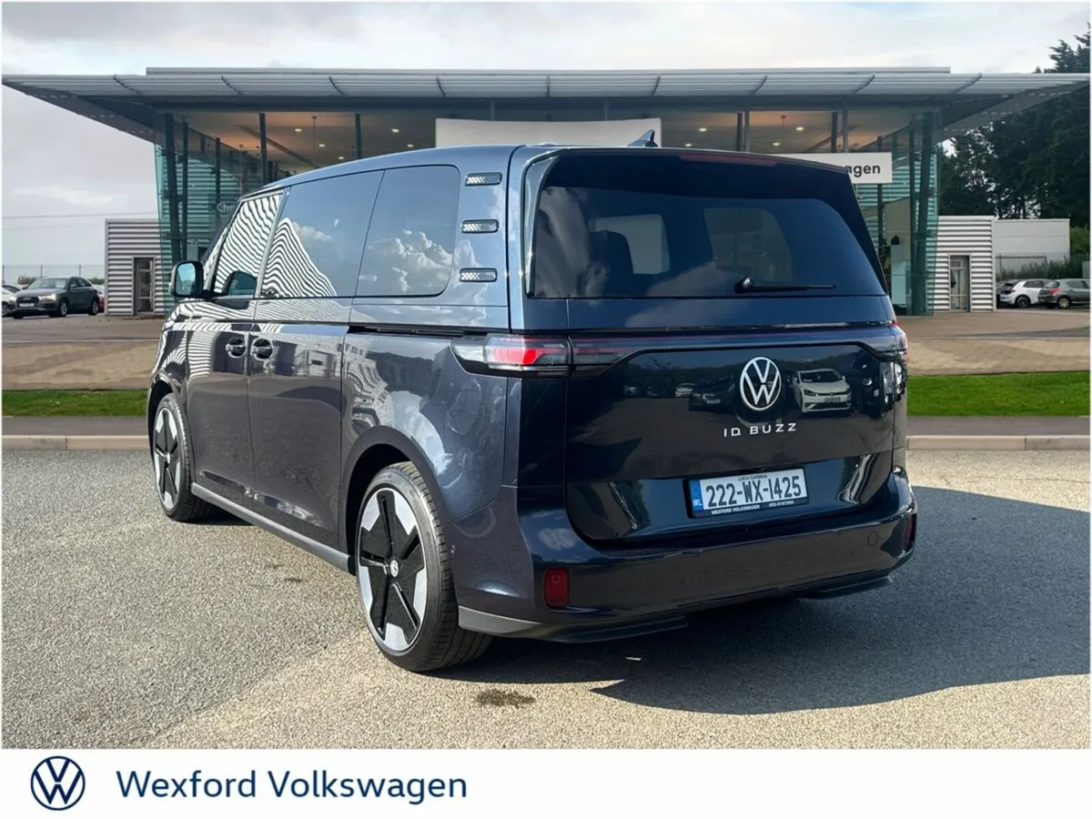 Volkswagen ID.Buzz MPV, Electric, 2022, Blue