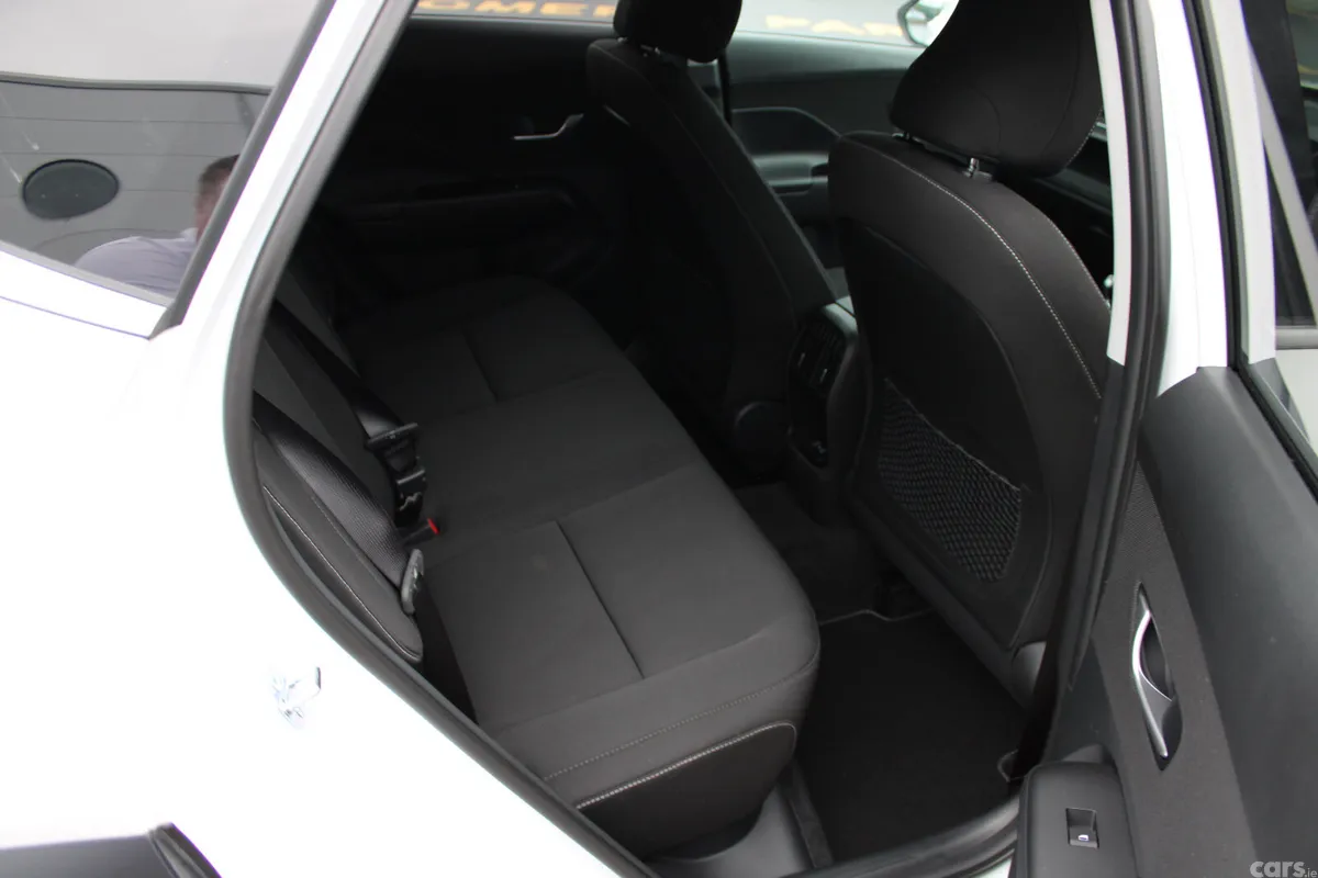 Hyundai KONA MPV, Petrol, 2026, White