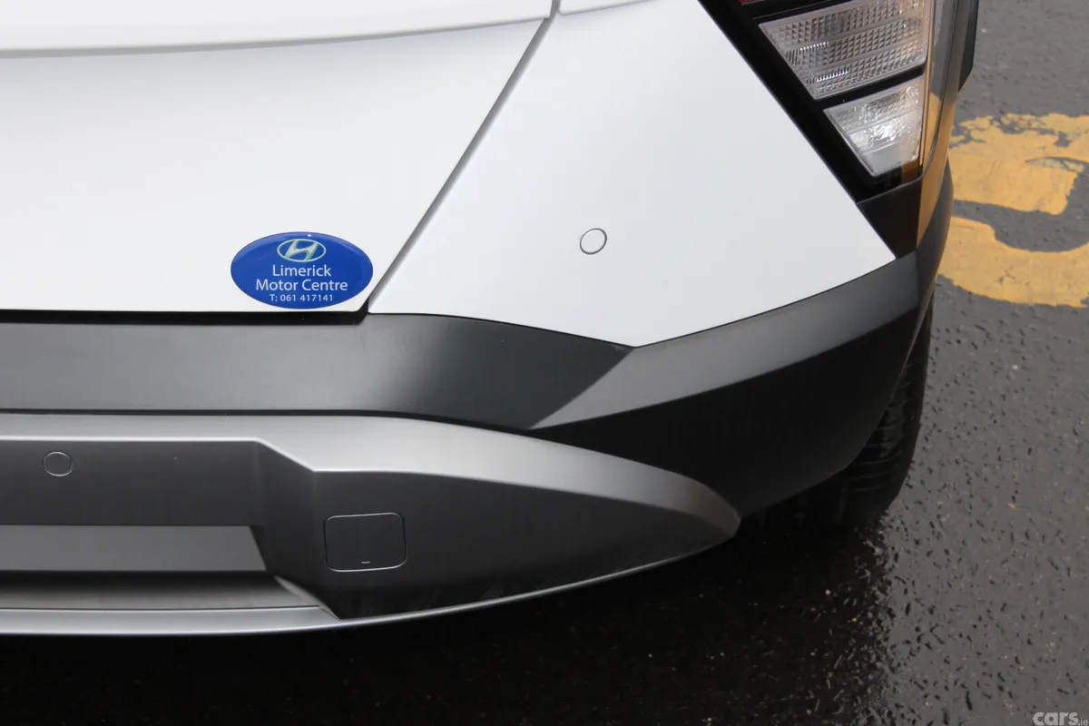 Hyundai KONA MPV, Petrol, 2026, White