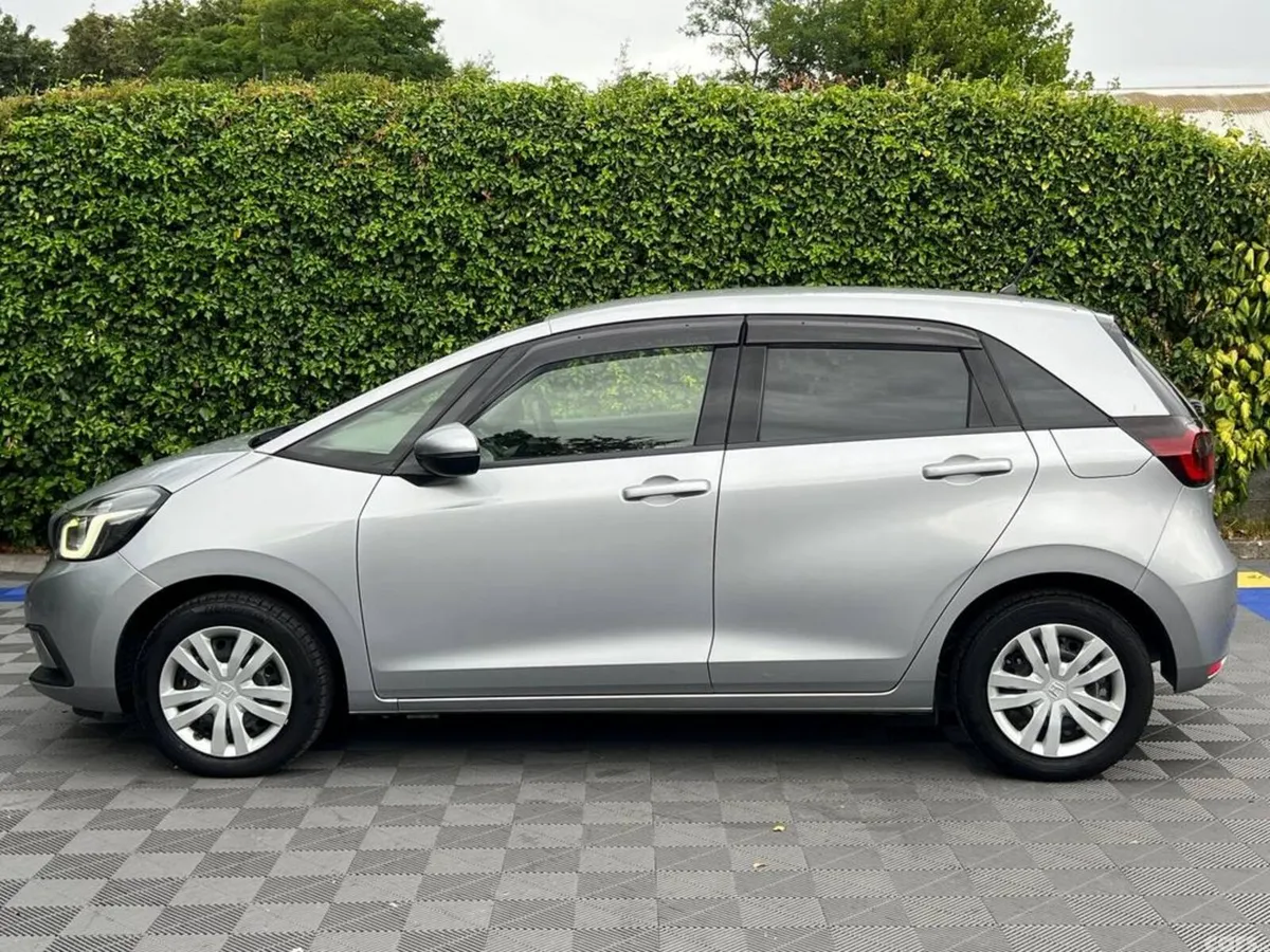 Honda Fit Hatchback, Petrol Hybrid, 2021, Silver