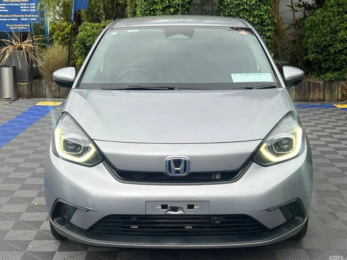 Honda Fit Hatchback, Petrol Hybrid, 2021, Silver
