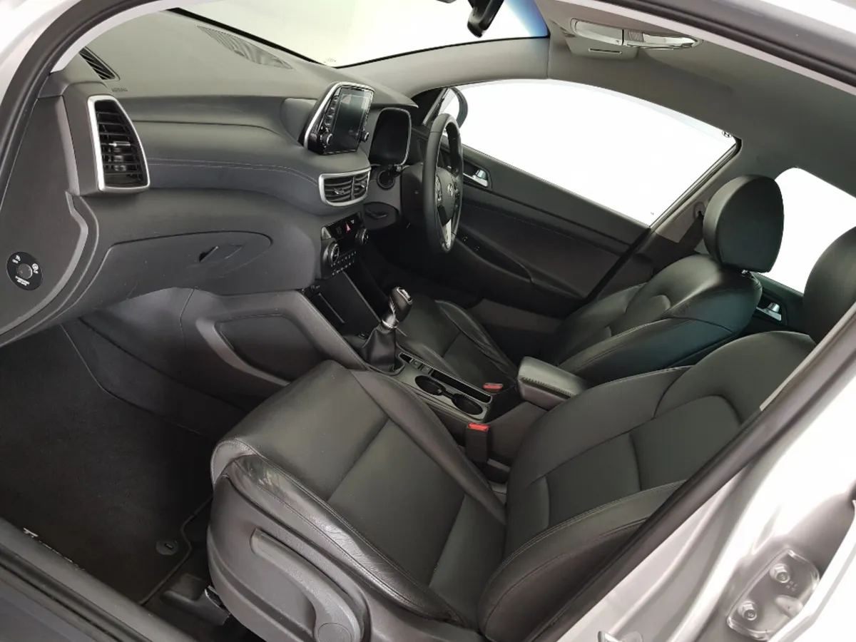 Hyundai Tucson MPV, Diesel, 2019, Grey