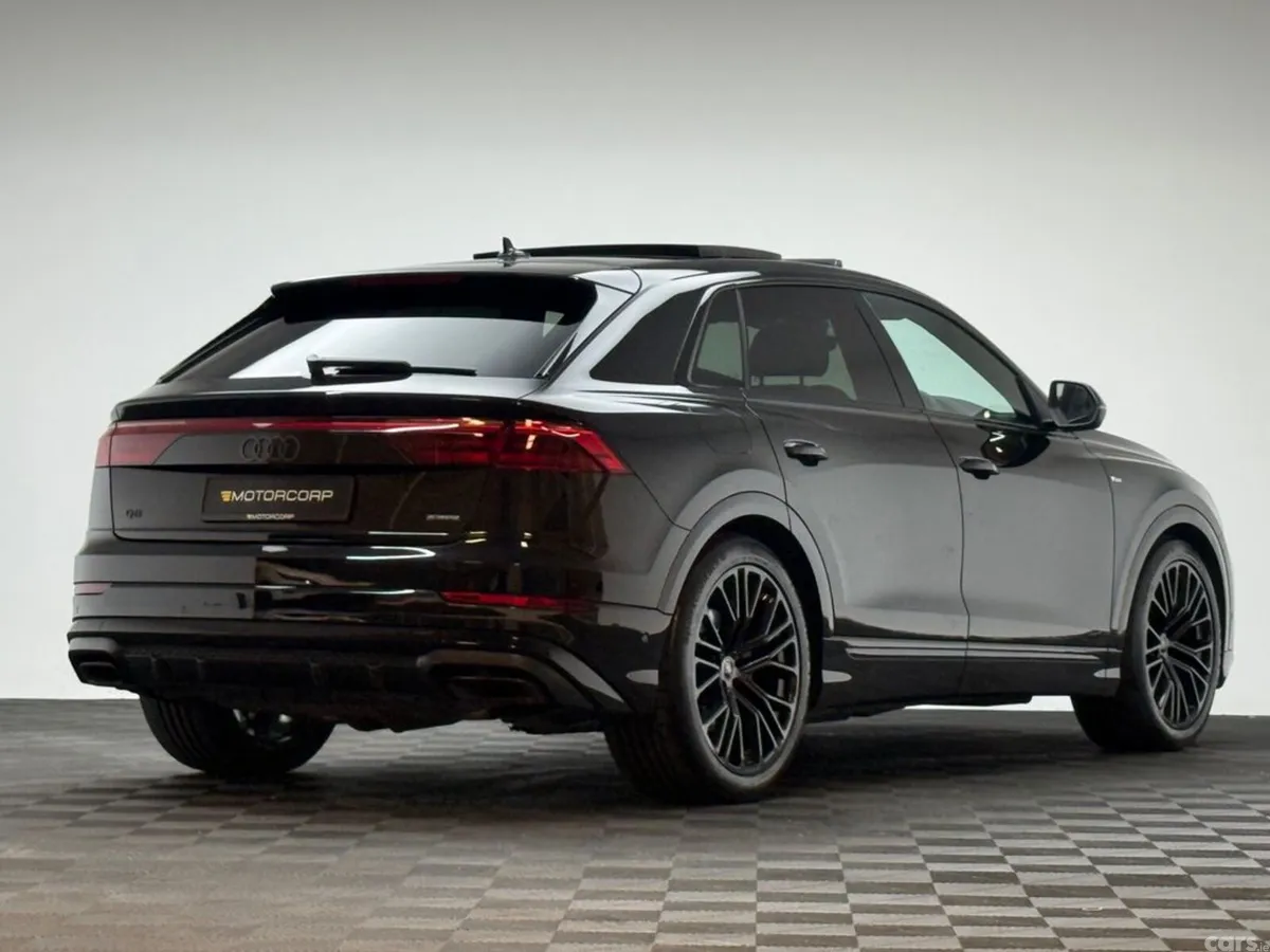 Audi Q8 SUV, Petrol Plug-in Hybrid, 2025, Black