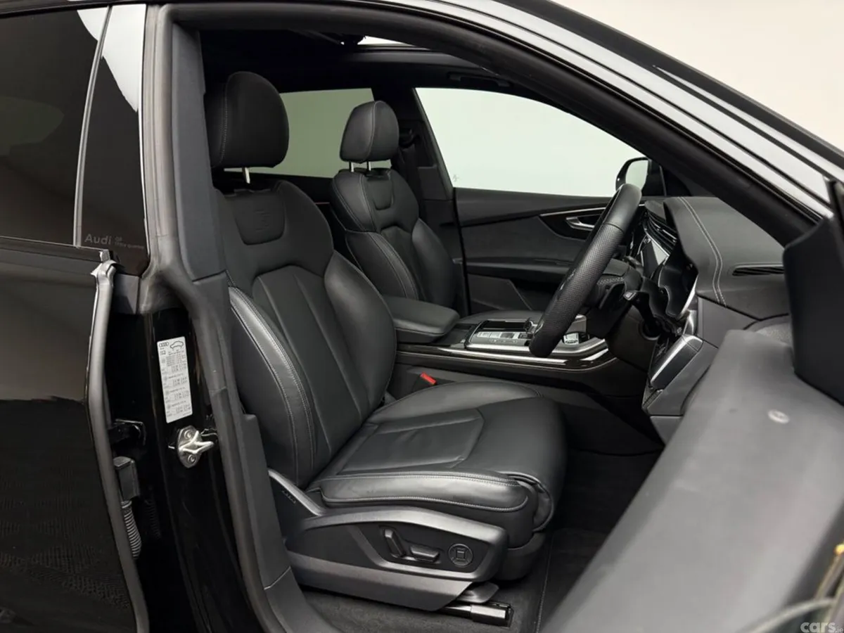 Audi Q8 SUV, Petrol Plug-in Hybrid, 2025, Black
