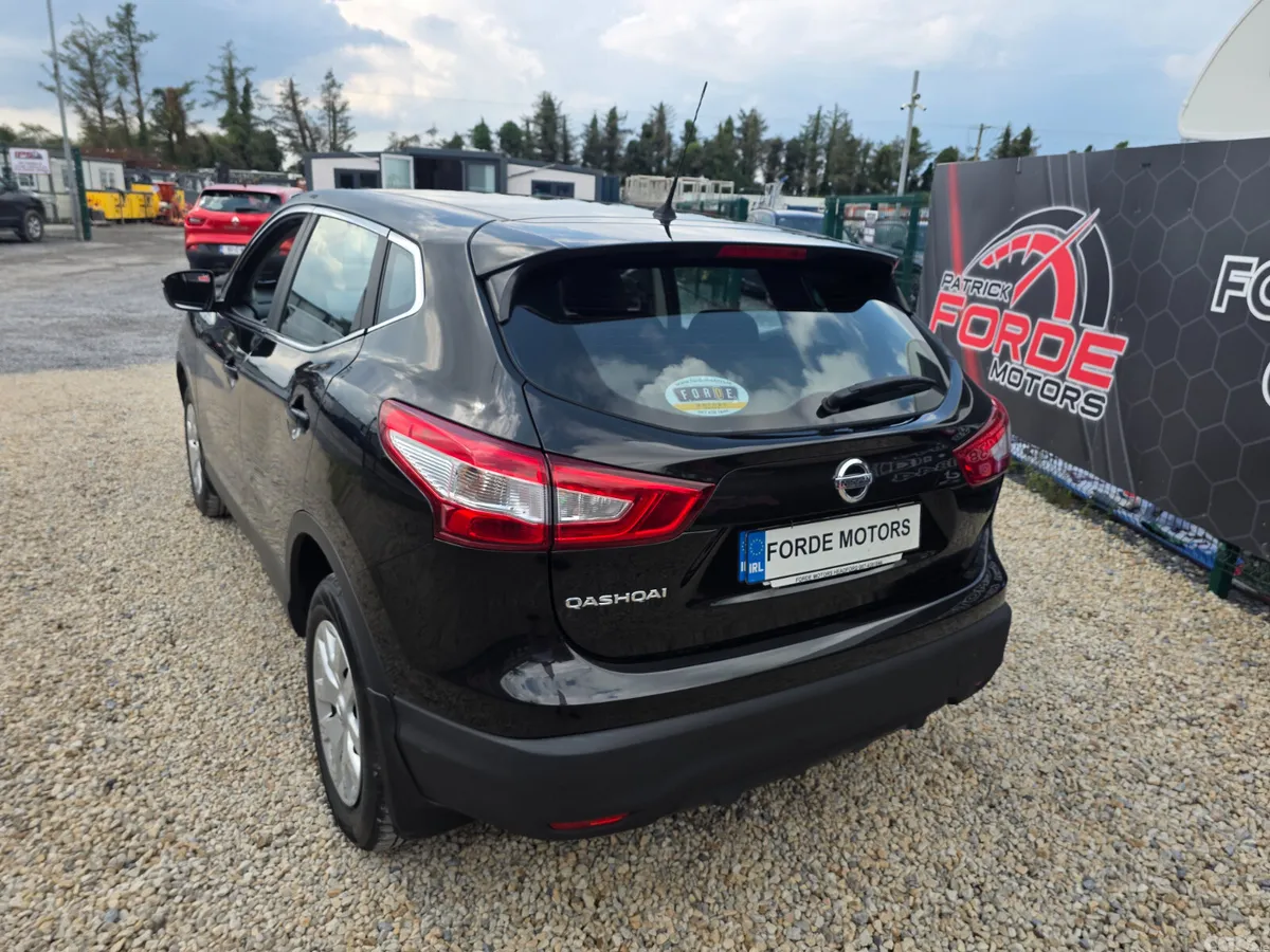 Nissan Qashqai Hatchback, Petrol, 2016, Black