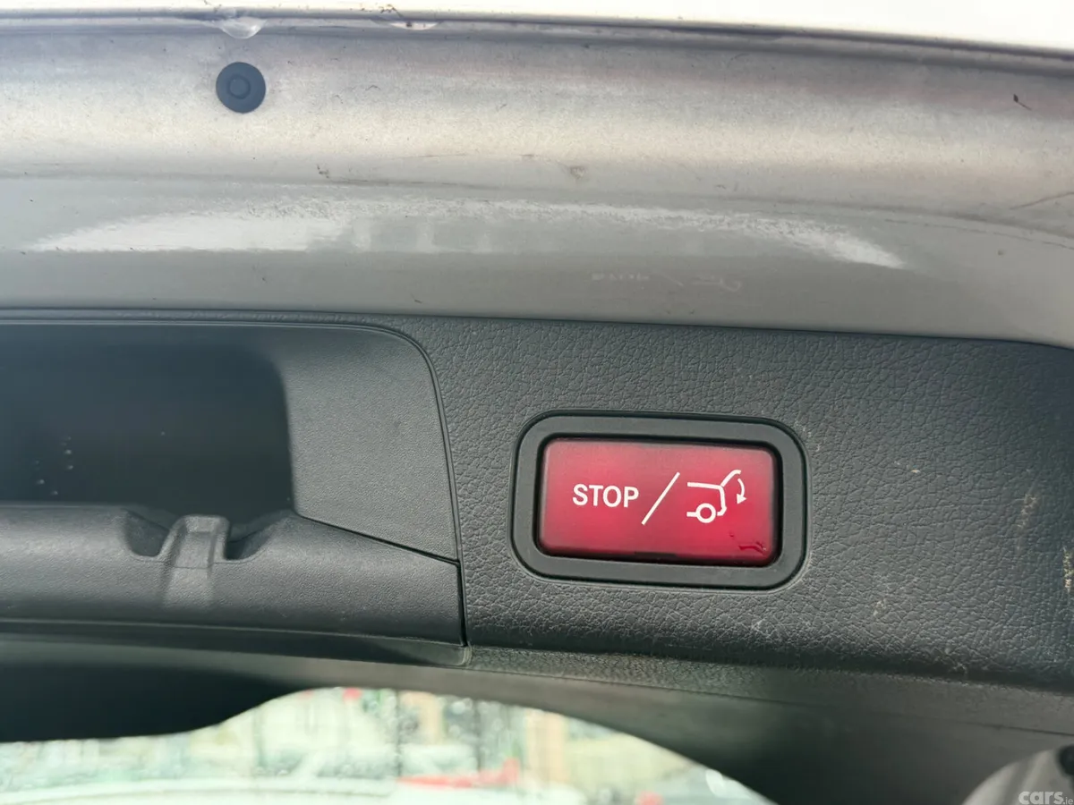 Mercedes-Benz GLB Estate/Jeep, Petrol, 2020, Grey