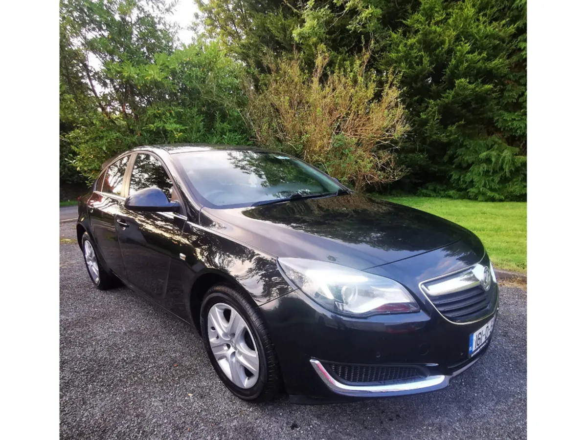 Vauxhall Insignia Hatchback, Diesel, 2016, Black