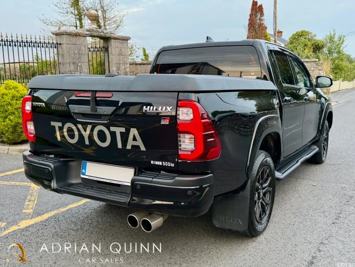 Toyota Hilux SUV, Diesel, 2024, Black
