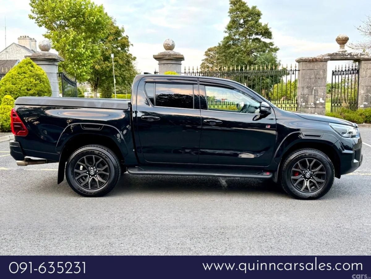 Toyota Hilux SUV, Diesel, 2024, Black