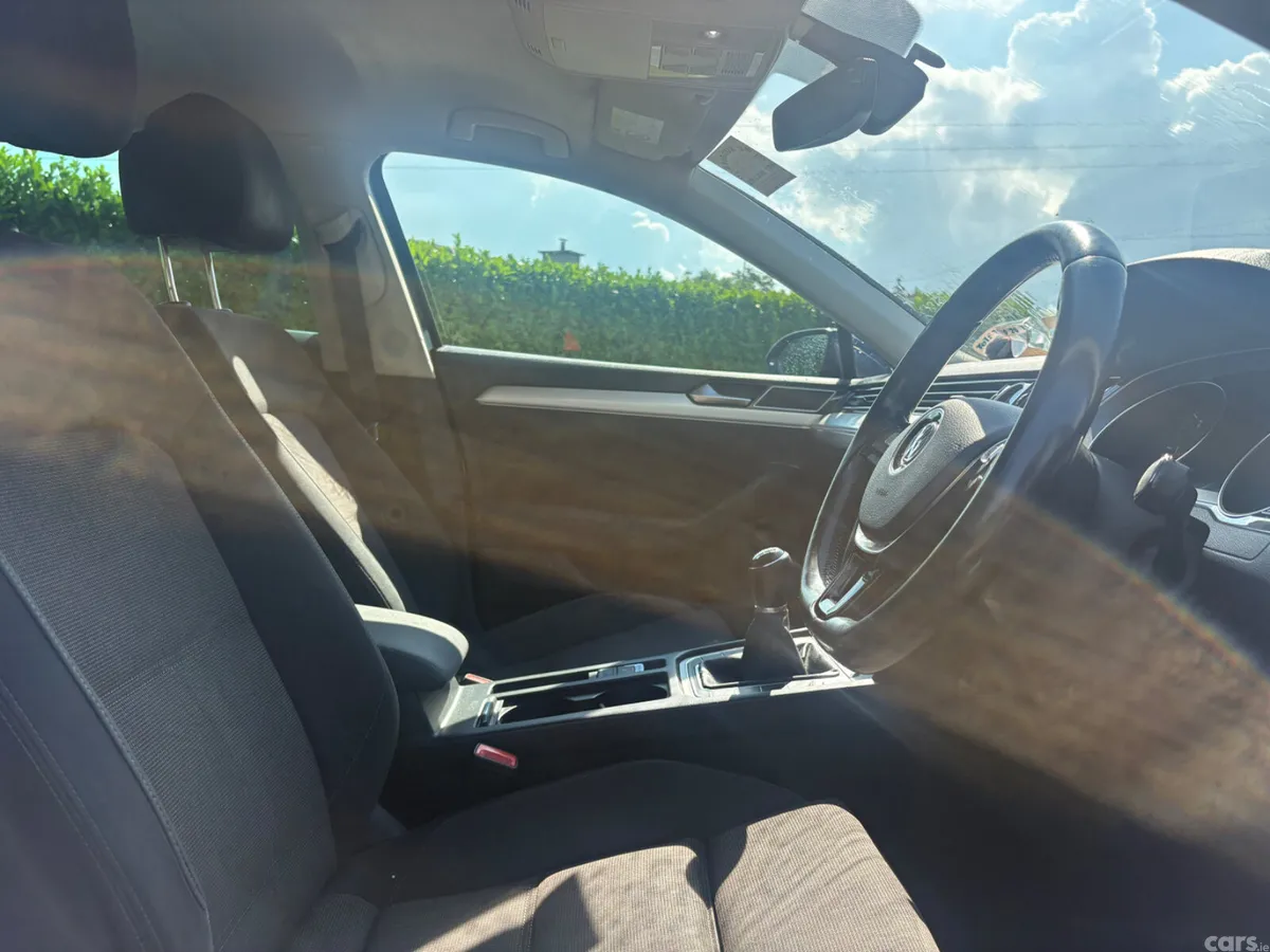 Volkswagen Passat Saloon, Diesel, 2016, Blue