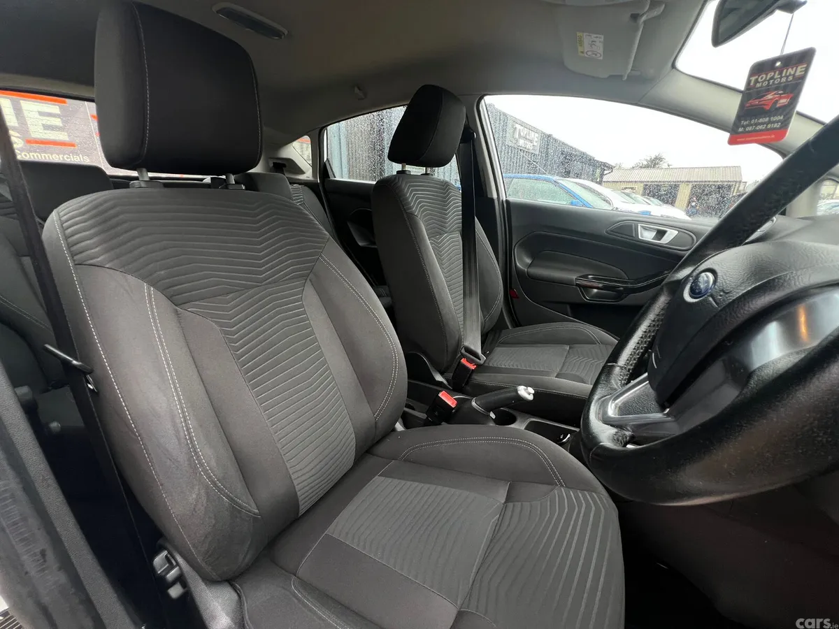 Ford Fiesta Hatchback, Petrol, 2015, White