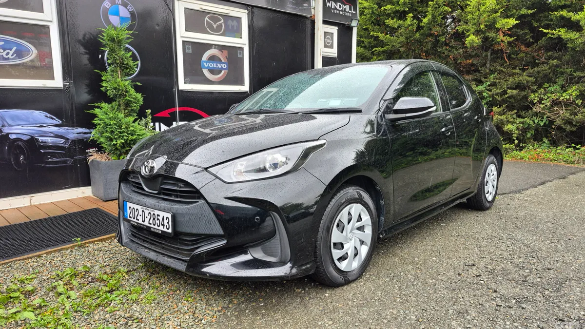 Toyota Yaris Hatchback, Petrol, 2020, Black