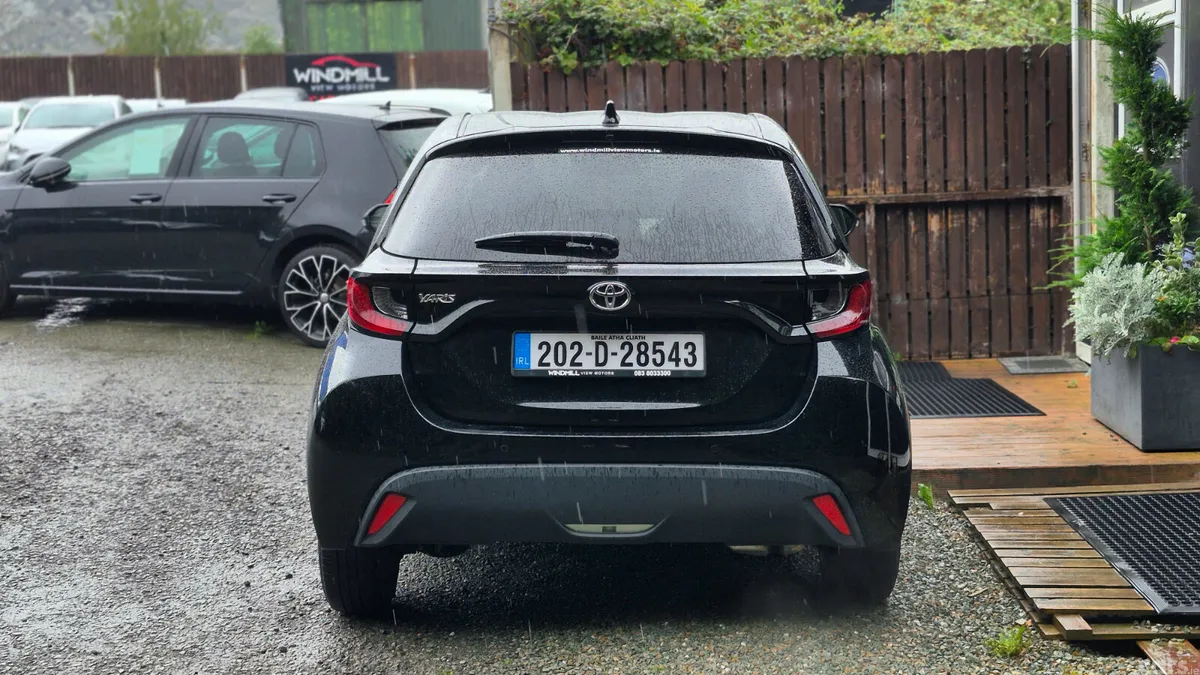 Toyota Yaris Hatchback, Petrol, 2020, Black