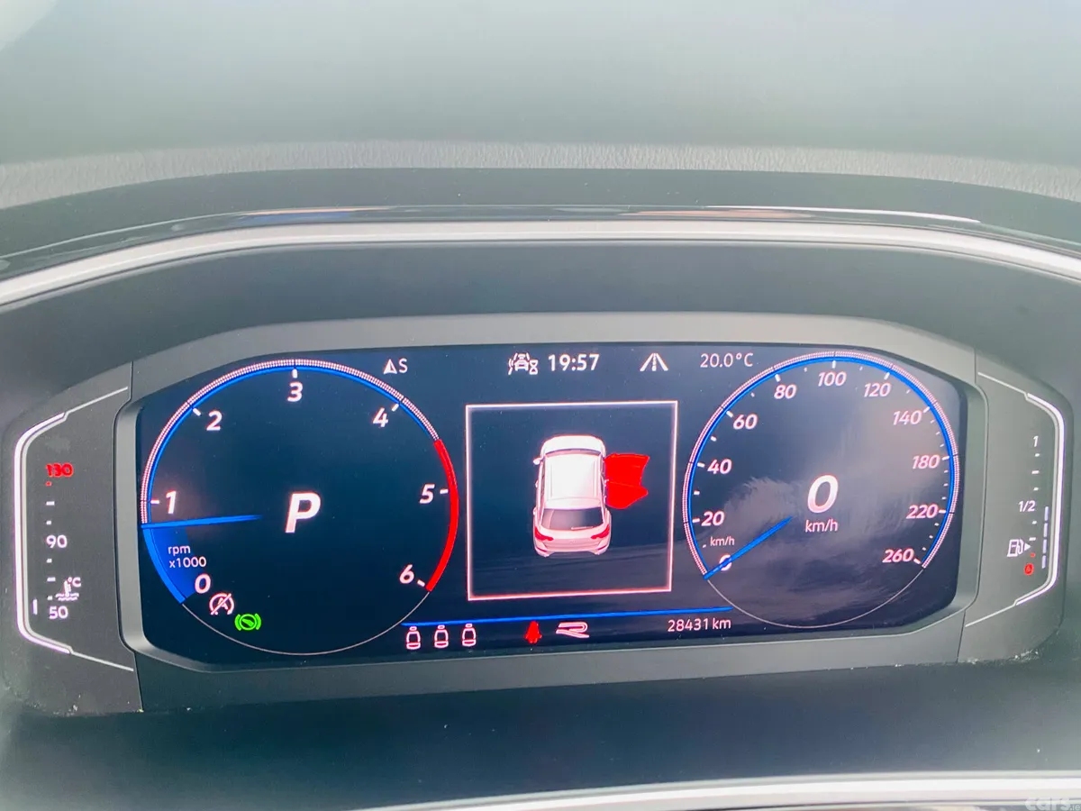Volkswagen T-Roc SUV, Diesel, 2023, White