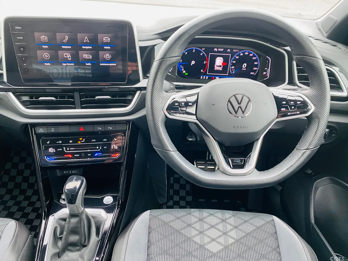 Volkswagen T-Roc SUV, Diesel, 2023, White