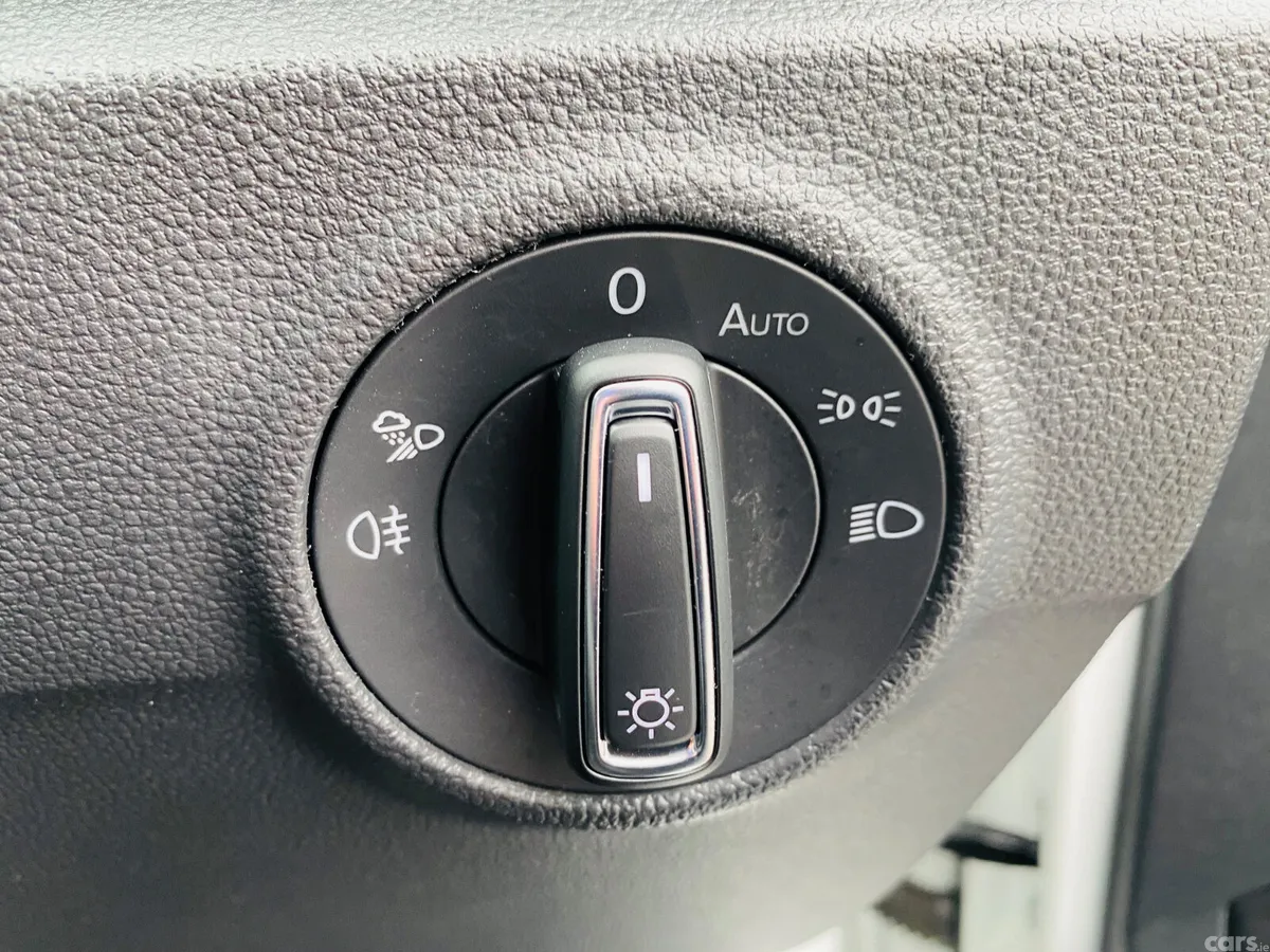 Volkswagen T-Roc SUV, Diesel, 2023, White